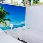Village Malibu 4*