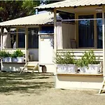 Village Malibu Tatil parkı 4*