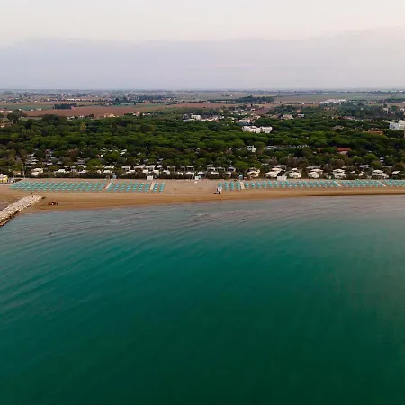 Village Malibu منتزه العطل ليدو دي يسولو
