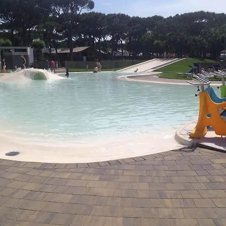 Πάρκο διακοπών Village Malibu 4*