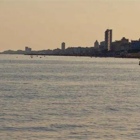 Village Malibu منتزه العطل