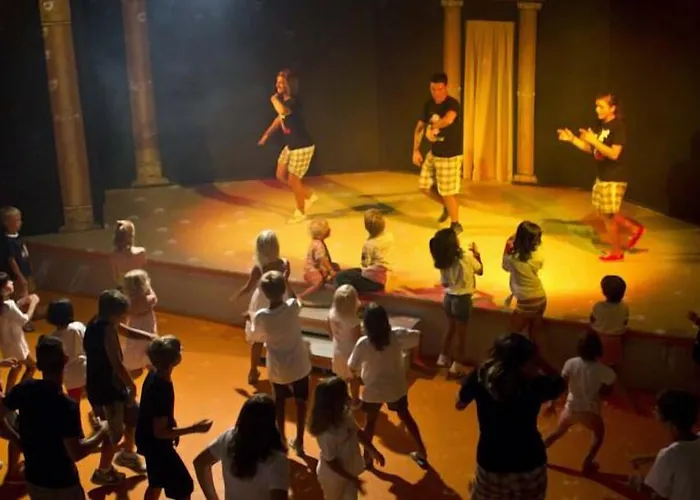 Parque de vacaciones Village Malibu 4*